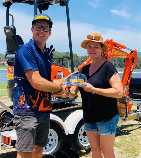 mini excavators in noosa